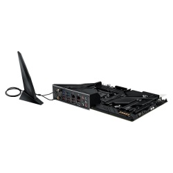 ASUS ROG X570 CROSSHAIR VIII DARK HERO AMD SOCKET AM4 CHIPSET – Image 4